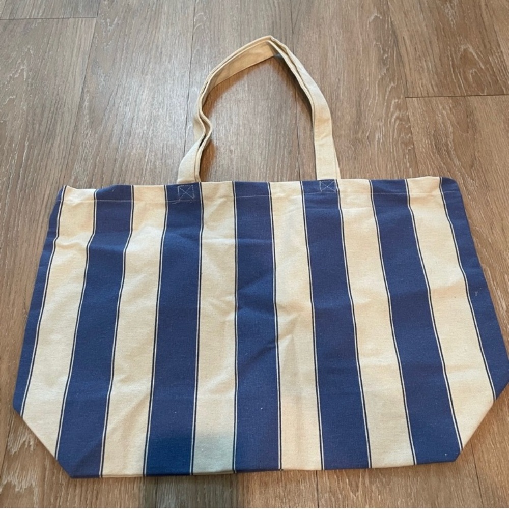 Sezane NWOT Amour Tour From Paris Tote Bag - Picture 2 of 5